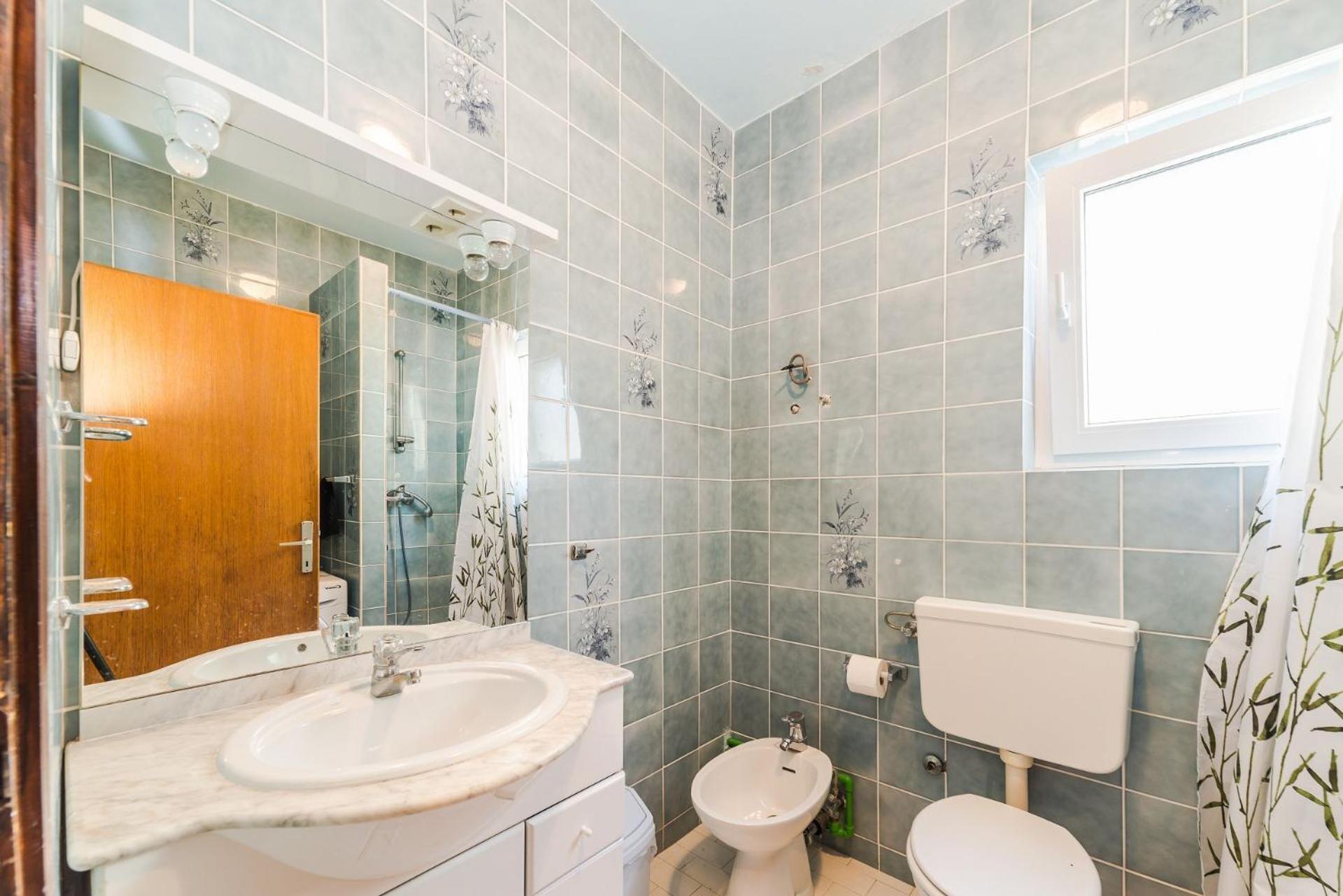 Apartments Ivica - With Parking Нін Екстер'єр фото