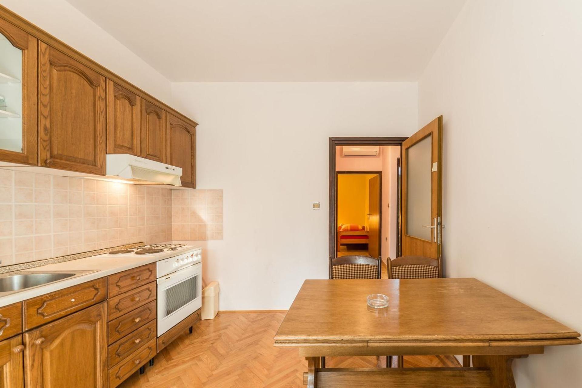 Apartments Ivica - With Parking Нін Екстер'єр фото