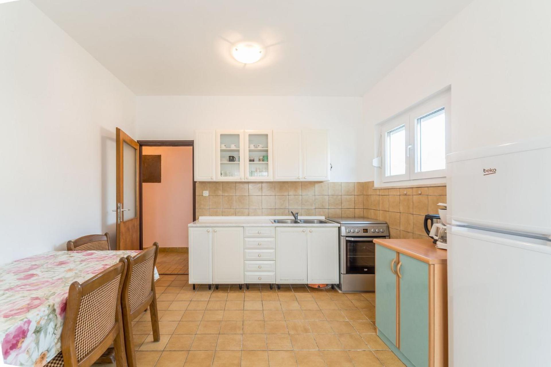 Apartments Ivica - With Parking Нін Екстер'єр фото